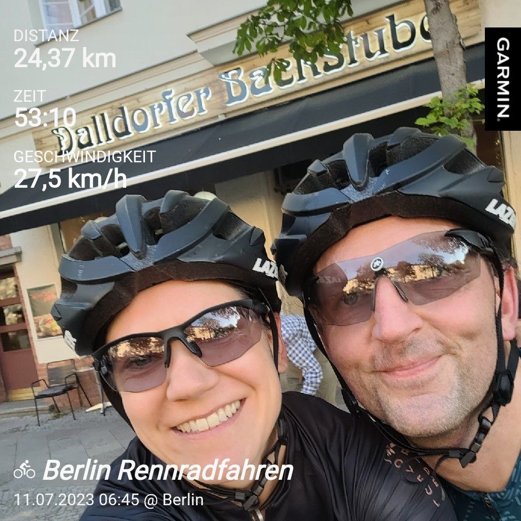 Distanz: 24,37 km
Zeit: 53:10 min
Geschwindigkeit: 27,5 km/h

Mit Radbegleitung vor der Dalldorfer Backstube in Wittenau